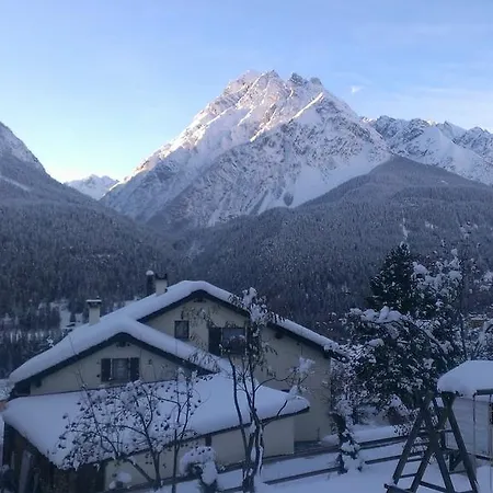 Chasa Felix דירה *